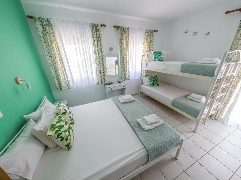 Ellinas Hotel image