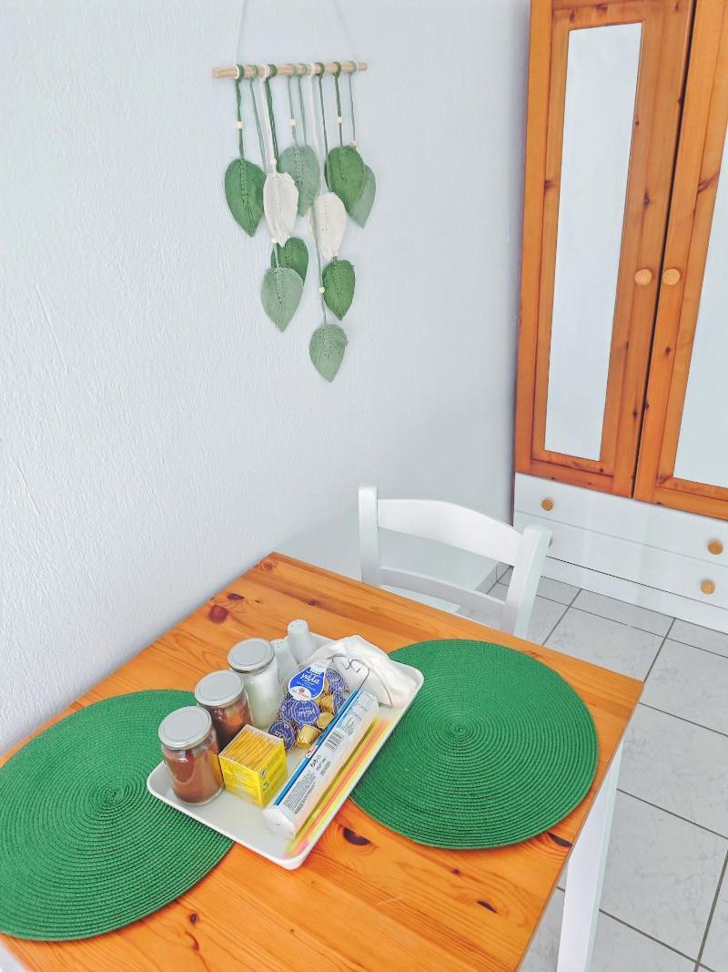 Ellinas Hotel image
