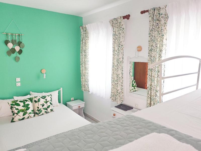 Ellinas Hotel image