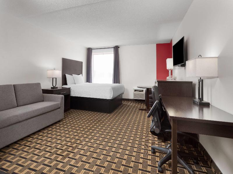 1 Queen Bed, Mobility Accessible Room, Non-Smoking
