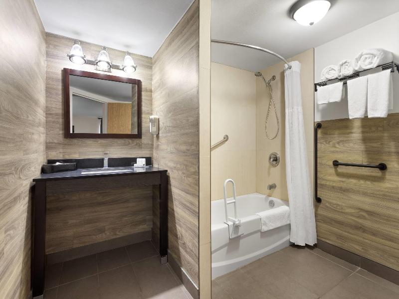 DOUBLE Accessible-Queen Size Bed