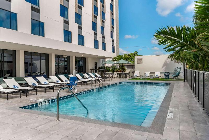 Hotel Comfort Inn Suites Miami International Airport