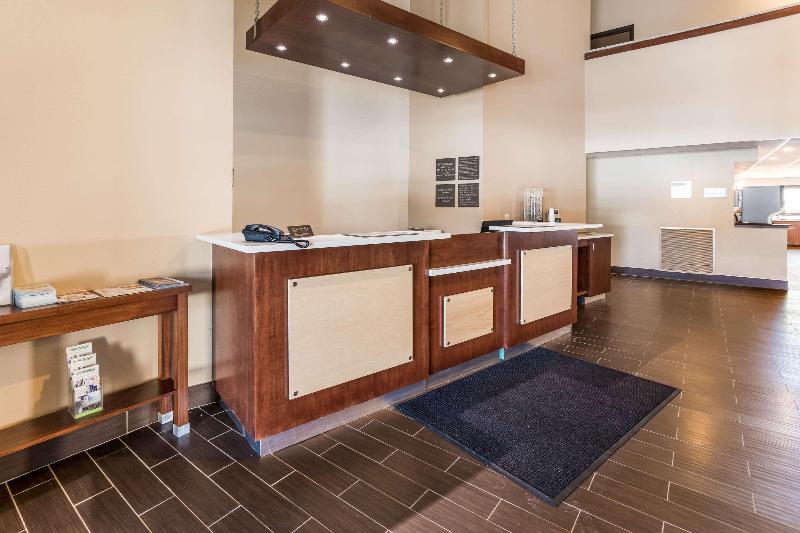 Comfort Inn Waukesha image