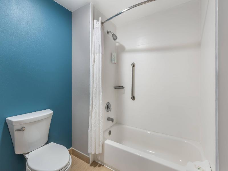 Quality Inn Wilmington image