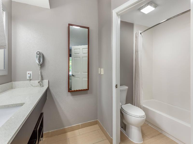 Quality Inn Wilmington image