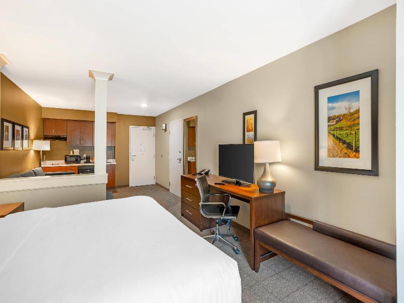 Comfort Inn & Suites Gap Amish Country image