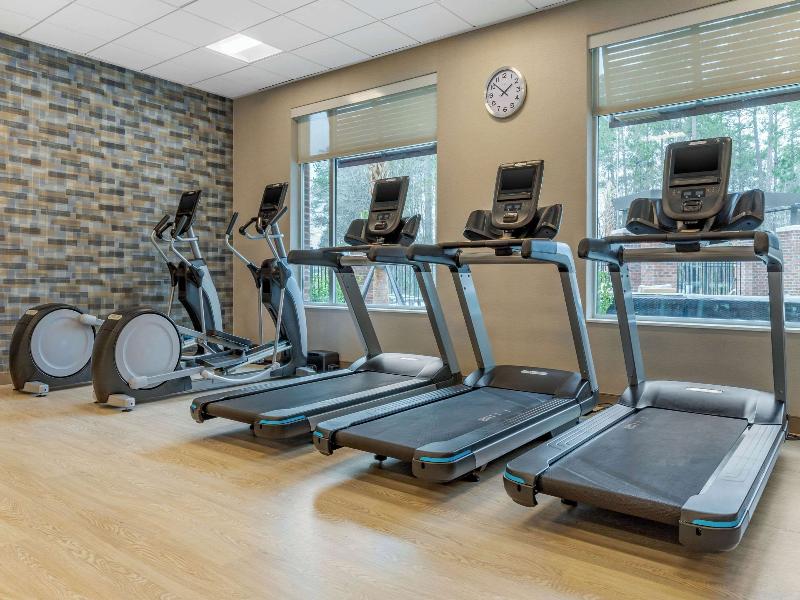 DoubleTree by Hilton Summerville Nexton image 4