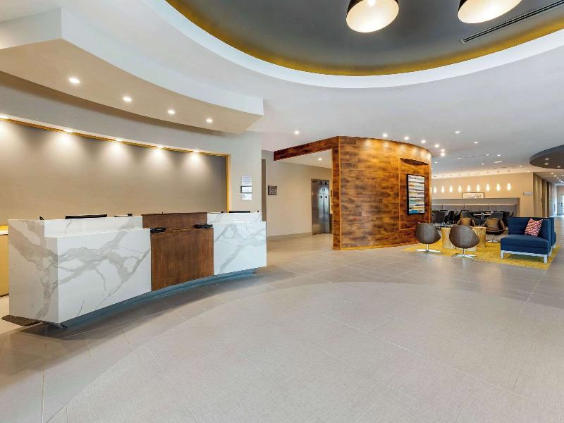 DoubleTree by Hilton Summerville Nexton image