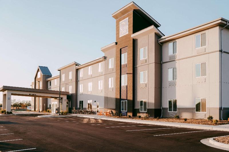 Mainstay Suites image