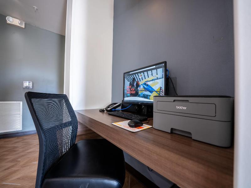 Mainstay Suites image