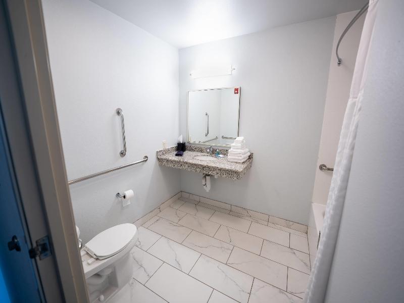 Mainstay Suites image
