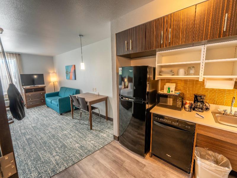Mainstay Suites image