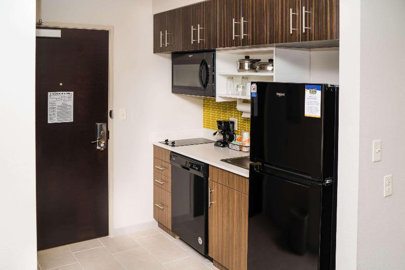 Mainstay Suites image