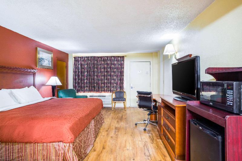 Rodeway Inn Bonifay image