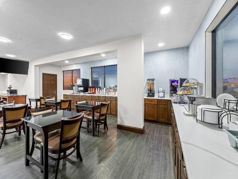 Econo Lodge Greenville image