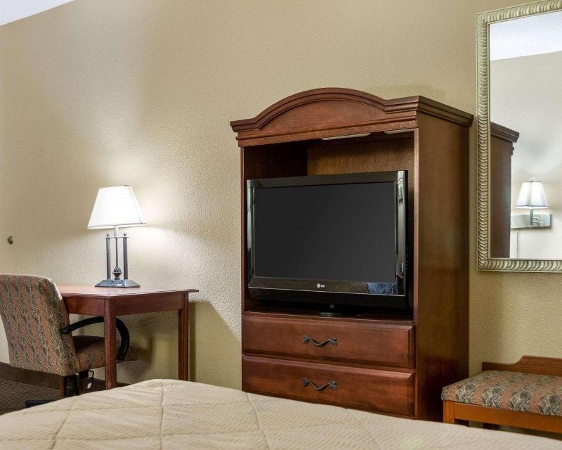 Econo Lodge Greenville image