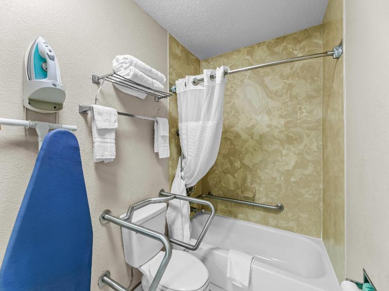 Econo Lodge Greenville image