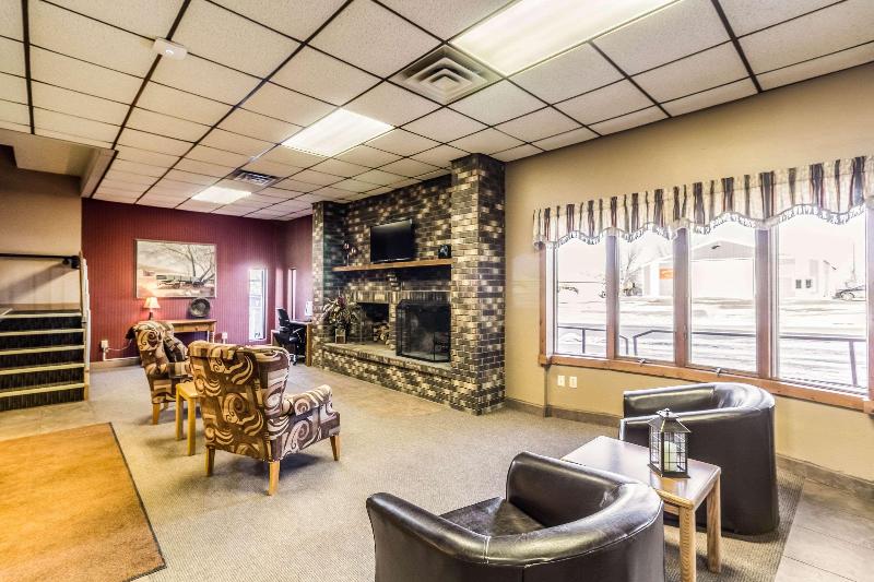 Econo Lodge image