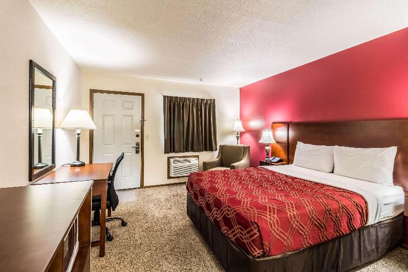 Econo Lodge image