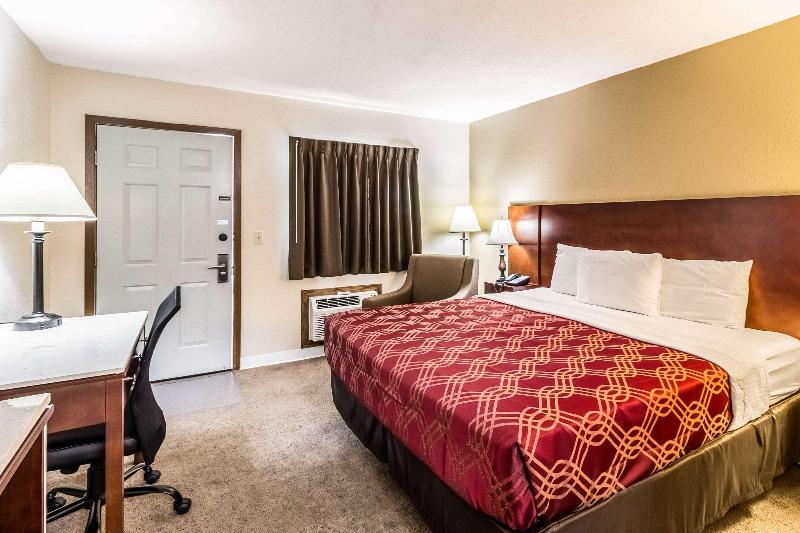 Econo Lodge image