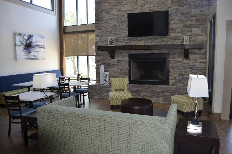 Quality Inn image