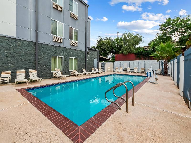 Econo Lodge Laredo