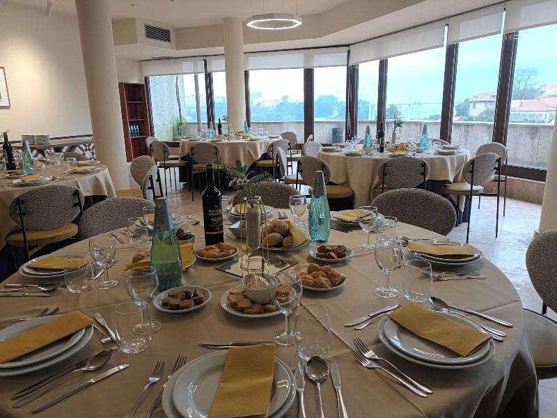 Vilar Oporto Hotel image