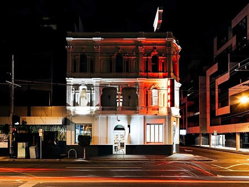 East Brunswick Hotel image