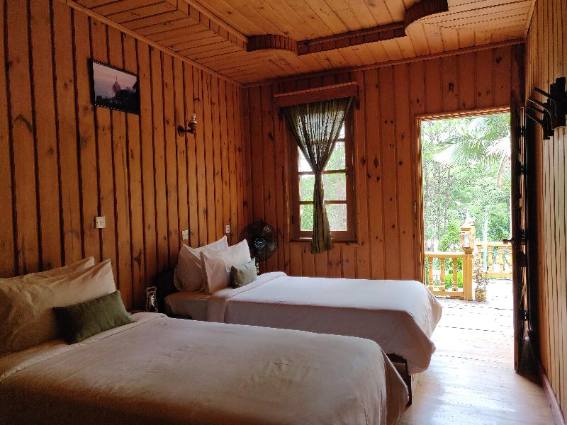 Hillock Villa image
