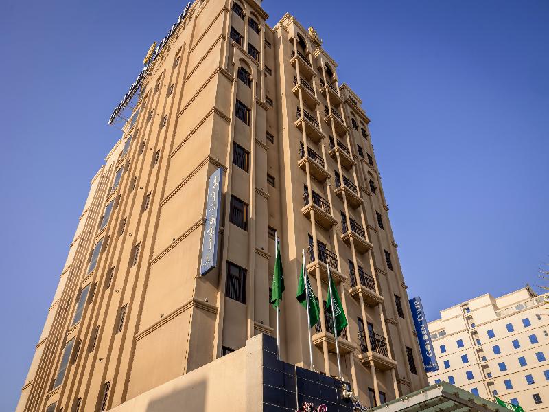 Golden Tulip Al Khobar Suites