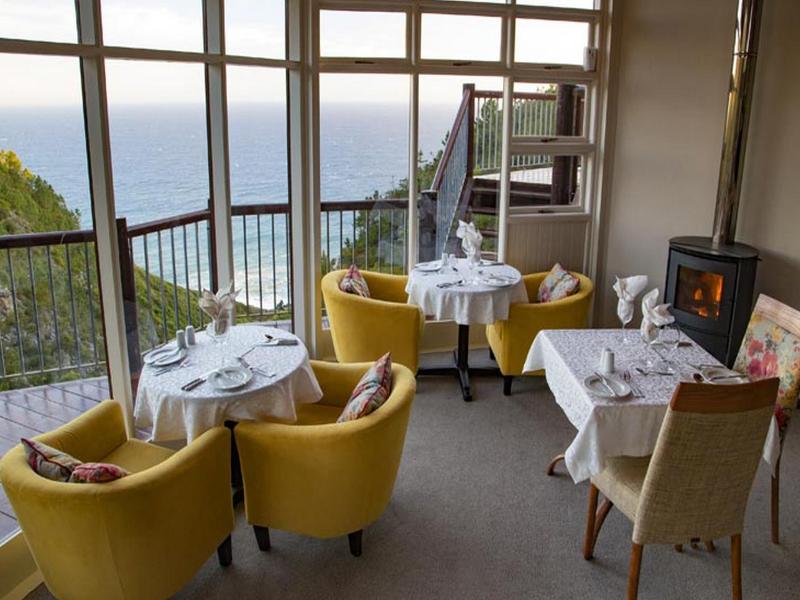 The Fernery Lodge and Chalets image 3