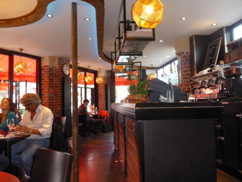 Cafe Hotel De L Avenir