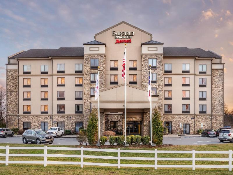 Fairfield Inn Suites Elkin Jonesville image