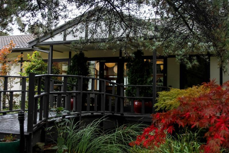 Shizuka Ryokan Japanese Country Spa Wellness Retre