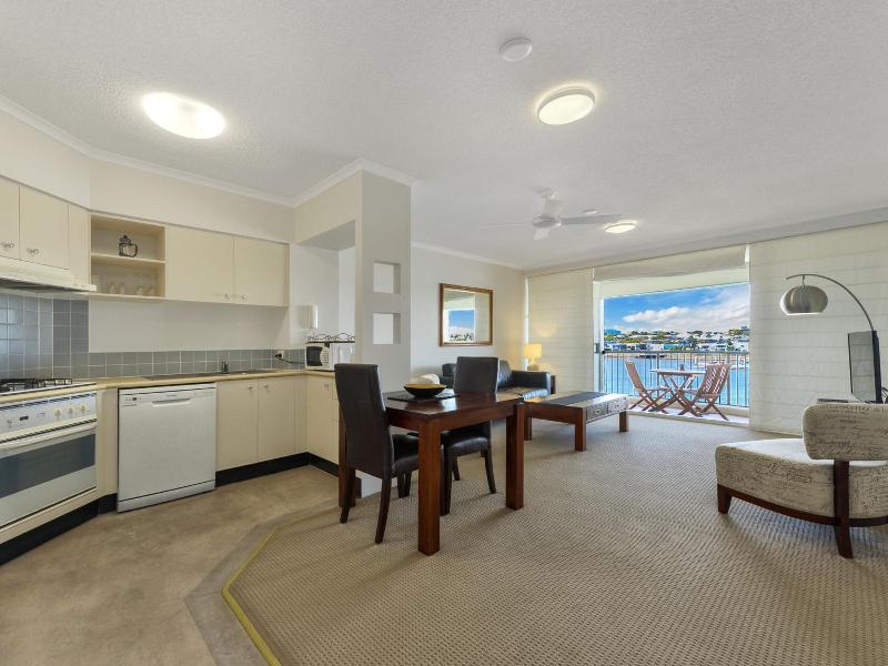Goldsborough Place Apartments image