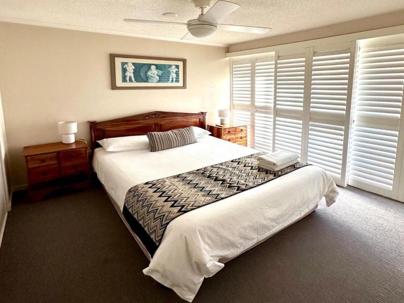 Goldsborough Place Apartments image
