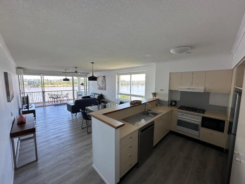 Goldsborough Place Apartments image