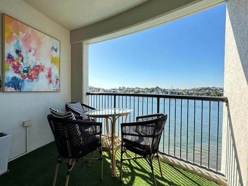 Goldsborough Place Apartments image