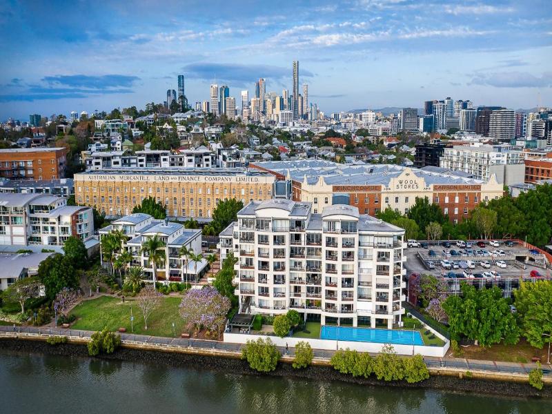 Goldsborough Place Apartments image