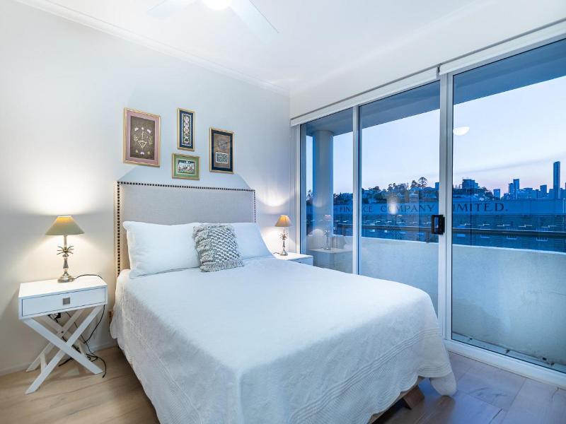 Goldsborough Place Apartments image