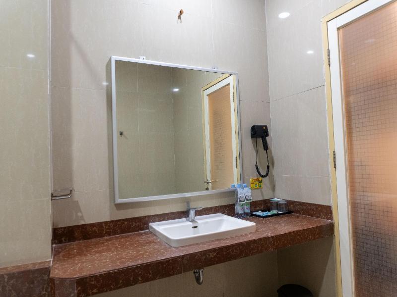 Muara Hotel and Mall Ternate — photo 15