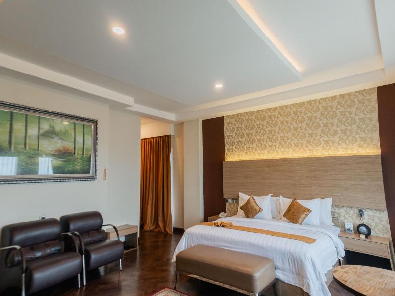 Muara Hotel and Mall Ternate — photo 19
