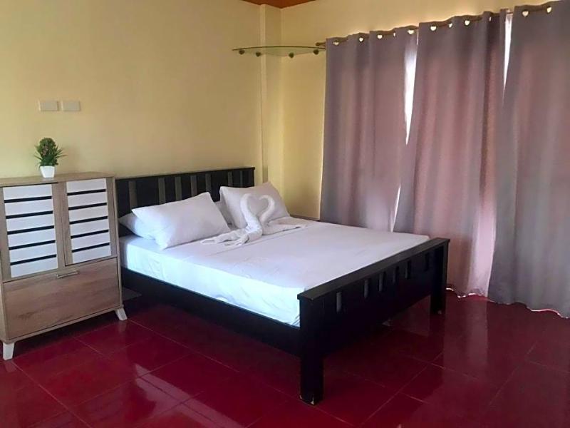 Coolmartin Resort image