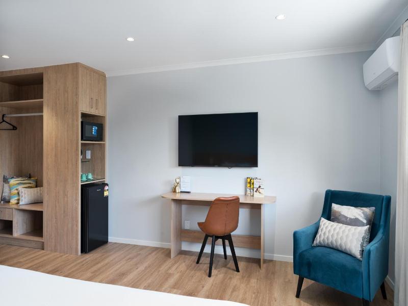 Albany Oak Motel image