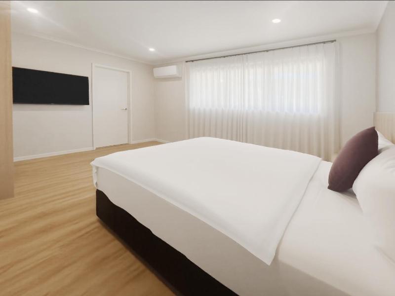 Albany Oak Motel image