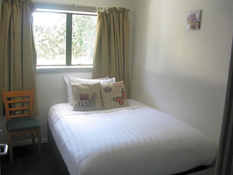 Greenlane Motel image
