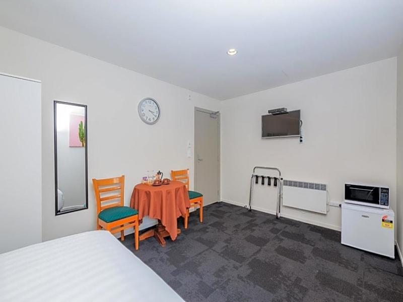 Greenlane Motel image