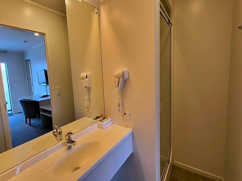 Manukau Motor Lodge image