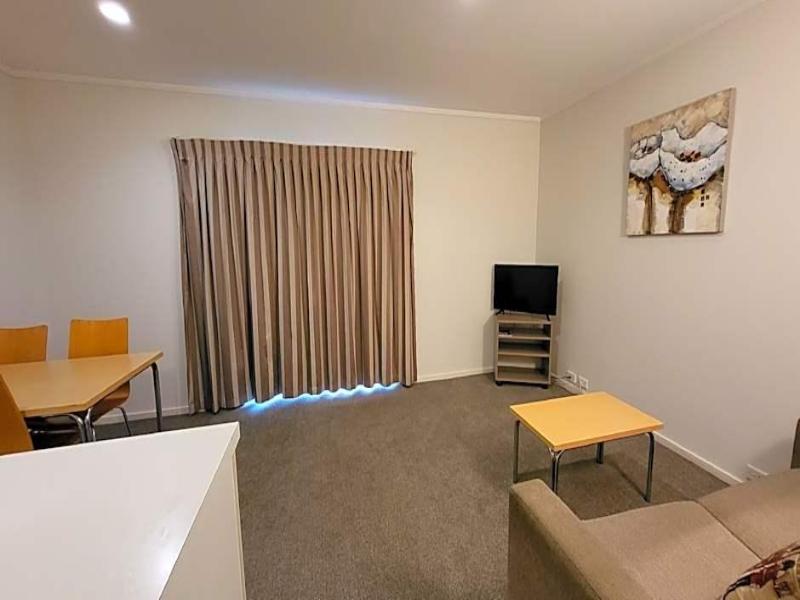 Manukau Motor Lodge image