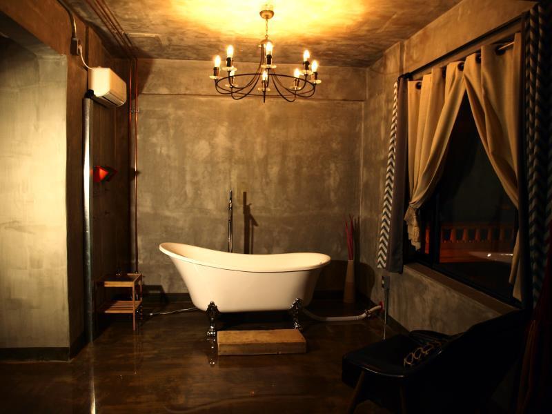 TwoTwo House image